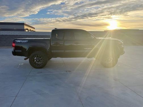 2017 Toyota Tacoma Base