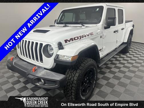 Bright White Clearcoat 2021 Jeep Gladiator Mojave