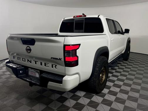 2022 Nissan Frontier PRO-X