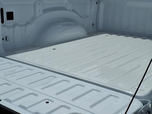 Bright White Clearcoat 2026 RAM 1500 Tradesman