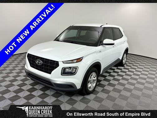 2022 Hyundai VENUE SE