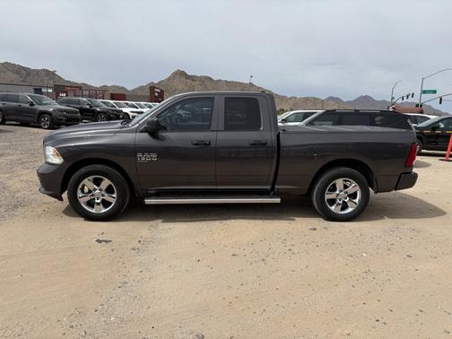 Granite Crystal Metallic Clearcoat 2019 RAM 1500 Classic Express