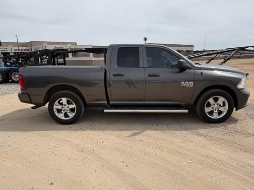 Granite Crystal Metallic Clearcoat 2019 RAM 1500 Classic Express
