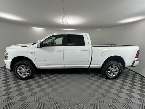 Bright White Clearcoat 2024 RAM 2500 Laramie