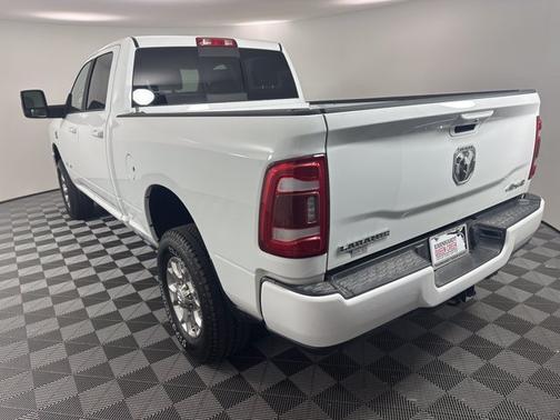 Bright White Clearcoat 2024 RAM 2500 Laramie