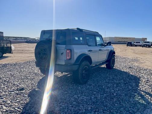 Blue 2022 Ford Bronco Wildtrak