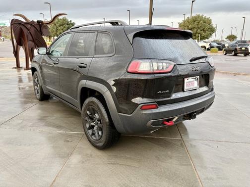 2019 Jeep Cherokee Trailhawk