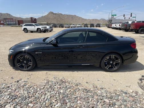Black Sapphire Metallic 2018 BMW M4 Base