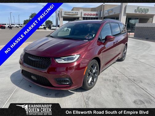 2021 Chrysler Pacifica Touring