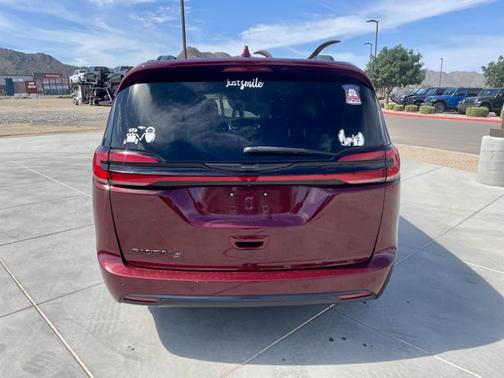 2021 Chrysler Pacifica Touring