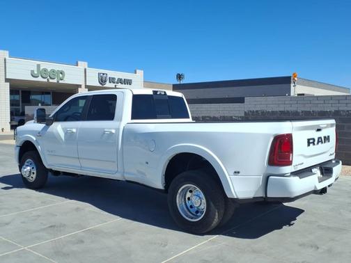 Bright White Clearcoat 2026 RAM 3500 Limited