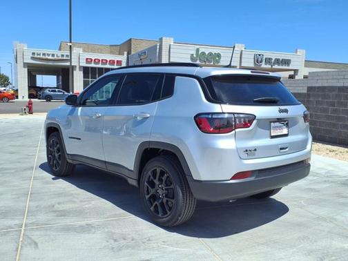 2025 Jeep Compass Latitude