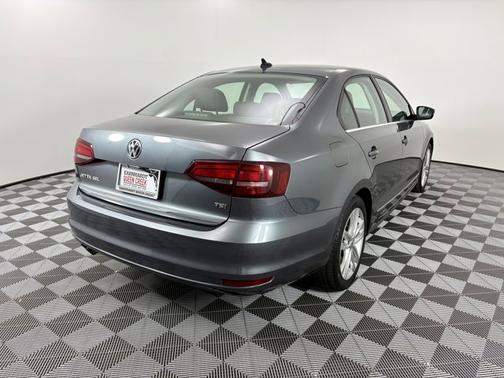 2017 Volkswagen Jetta 1.8T SEL