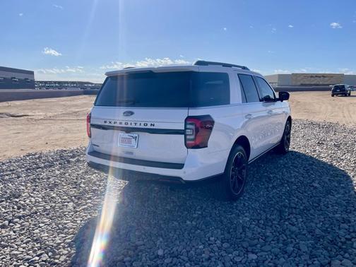 Oxford White 2024 Ford Expedition Limited