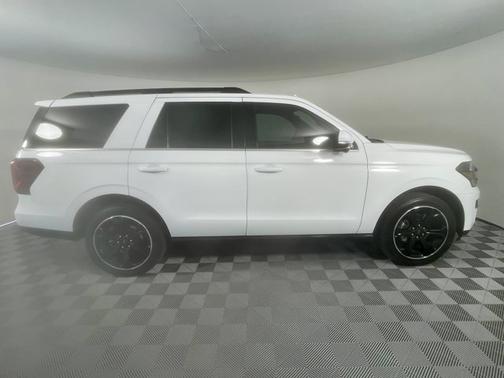 Oxford White 2024 Ford Expedition Limited