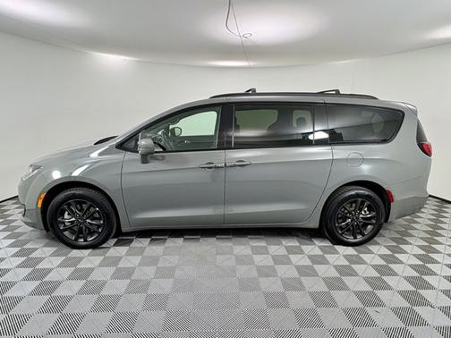 2020 Chrysler Pacifica Launch Edition