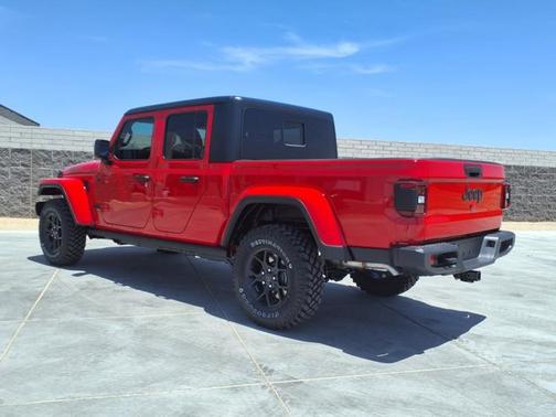 2025 Jeep Gladiator Willys