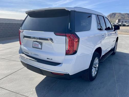 2022 GMC Yukon SLT
