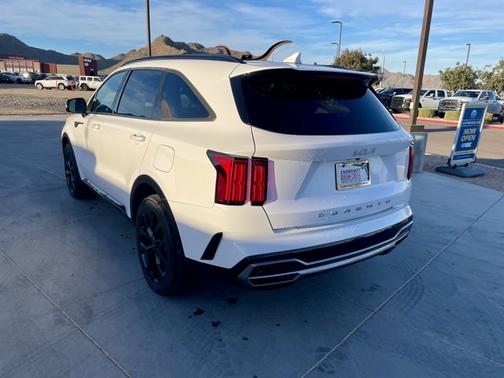 2022 Kia Sorento SX