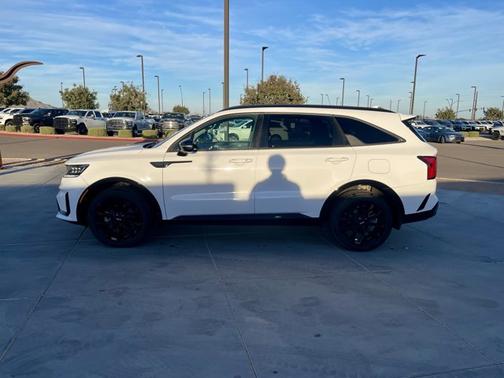 2022 Kia Sorento SX