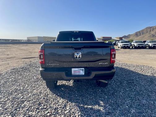 Granite Crystal Metallic Clearcoat 2023 RAM 2500 Limited