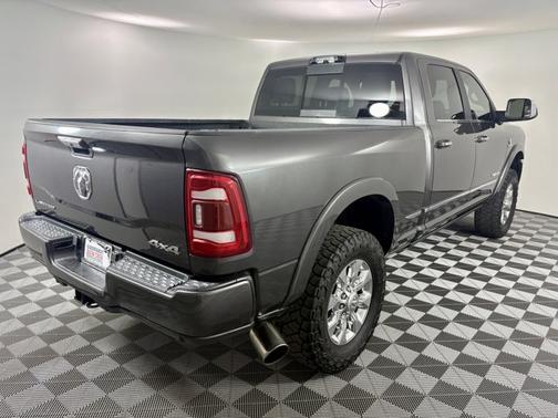 Granite Crystal Metallic Clearcoat 2022 RAM 2500 Limited