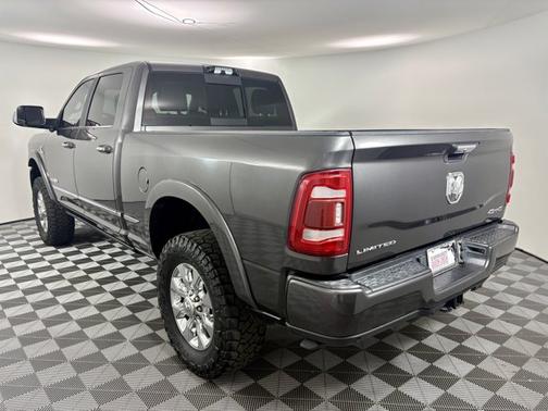 Granite Crystal Metallic Clearcoat 2022 RAM 2500 Limited