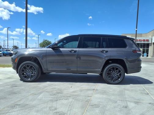 2025 Jeep Grand Cherokee L Summit Reserve
