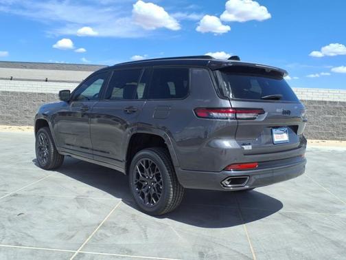 2025 Jeep Grand Cherokee L Summit Reserve