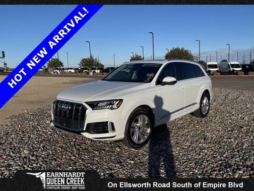 2024 Audi Q7 Premium Plus