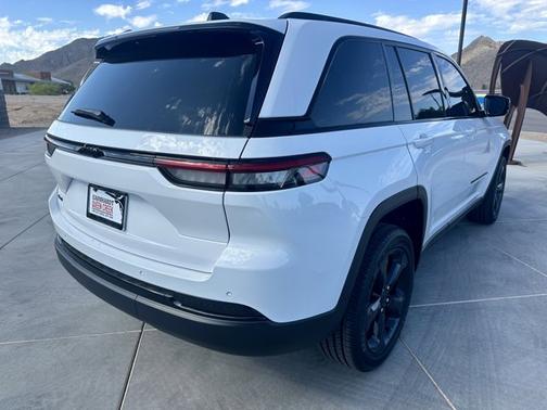 2025 Jeep Grand Cherokee Altitude X