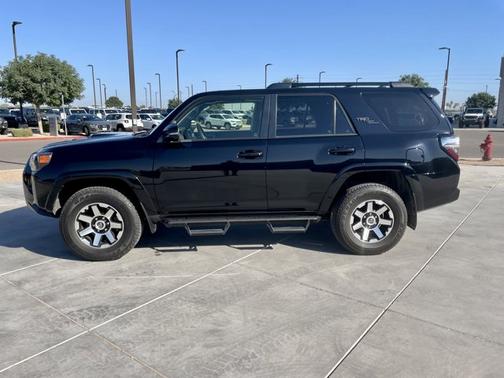 2023 Toyota 4Runner TRD Off Road