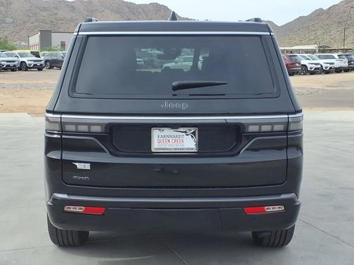 High Gloss Black 2026 Jeep Grand Wagoneer