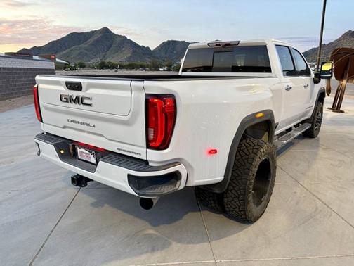 2020 GMC Sierra 3500 Denali