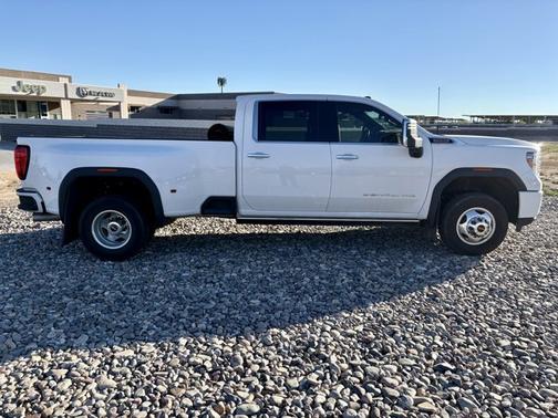 2022 GMC Sierra 3500 Denali