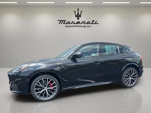 Nero 2025 Maserati Grecale Trofeo