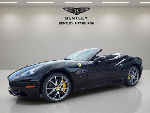 Black 2012 Ferrari California Base