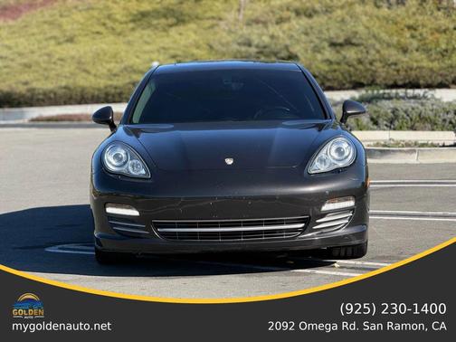 2013 Porsche Panamera 4 Platinum Edition