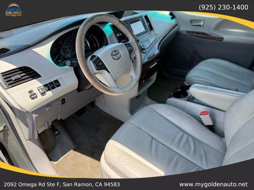 2014 Toyota Sienna XLE