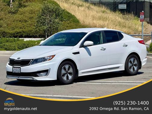 White 2012 Kia Optima Hybrid Sedan 4D