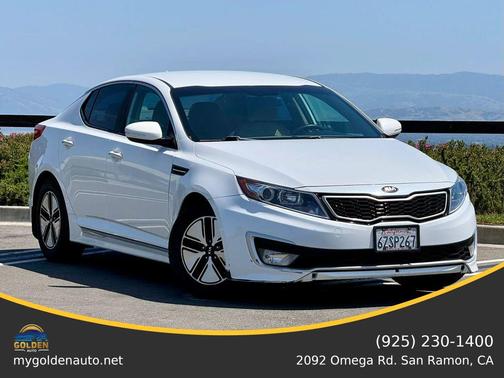 White 2012 Kia Optima Hybrid Sedan 4D