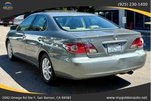 2002 Lexus ES 300 Base