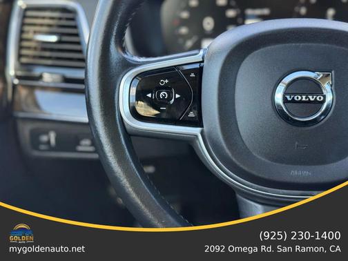 2018 Volvo XC90 T6 Momentum