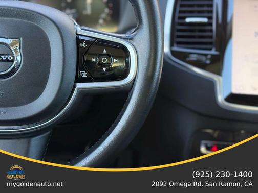 2018 Volvo XC90 T6 Momentum