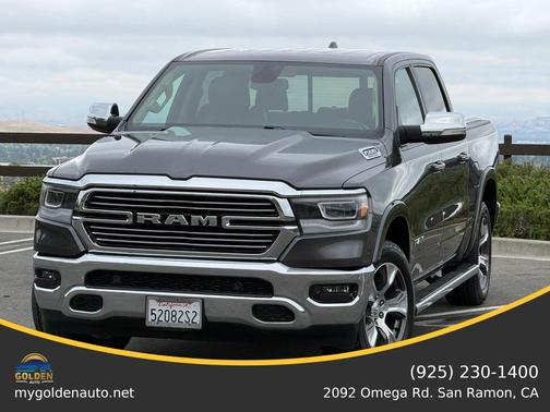 Granite Crystal Metallic Clearcoat 2019 RAM 1500 Laramie