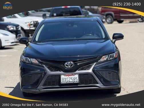 2021 Toyota Camry SE