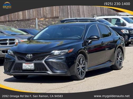 2021 Toyota Camry SE