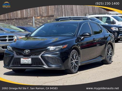 2021 Toyota Camry SE
