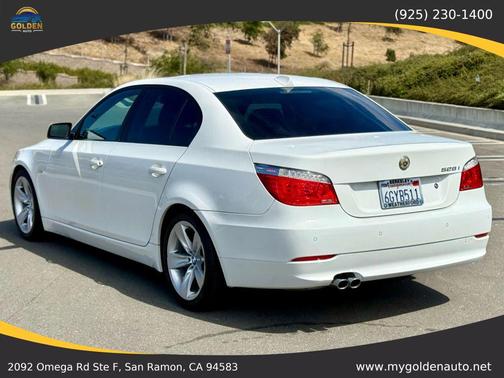 2009 BMW 528 528i Sedan 4D