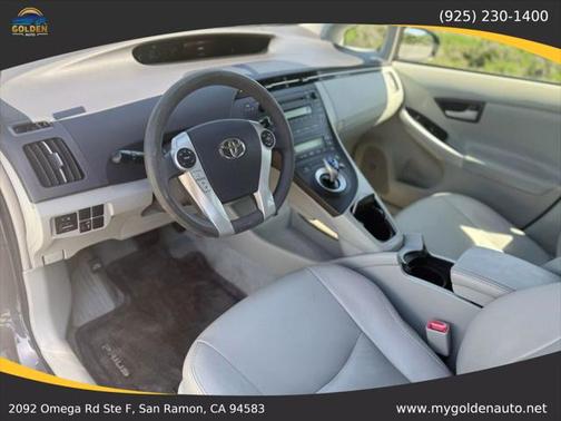 2011 Toyota Prius III